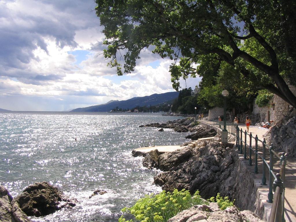 Apartment Zora Opatija Zimmer foto